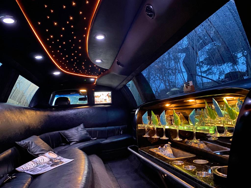 Liberace's 1961 Rolls-Royce Phantom V Sedanca DeVille, image size:1024x768